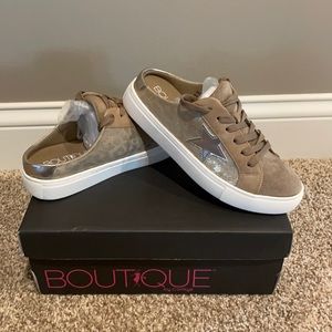 Boutique by Corkys leopard Star sneakers